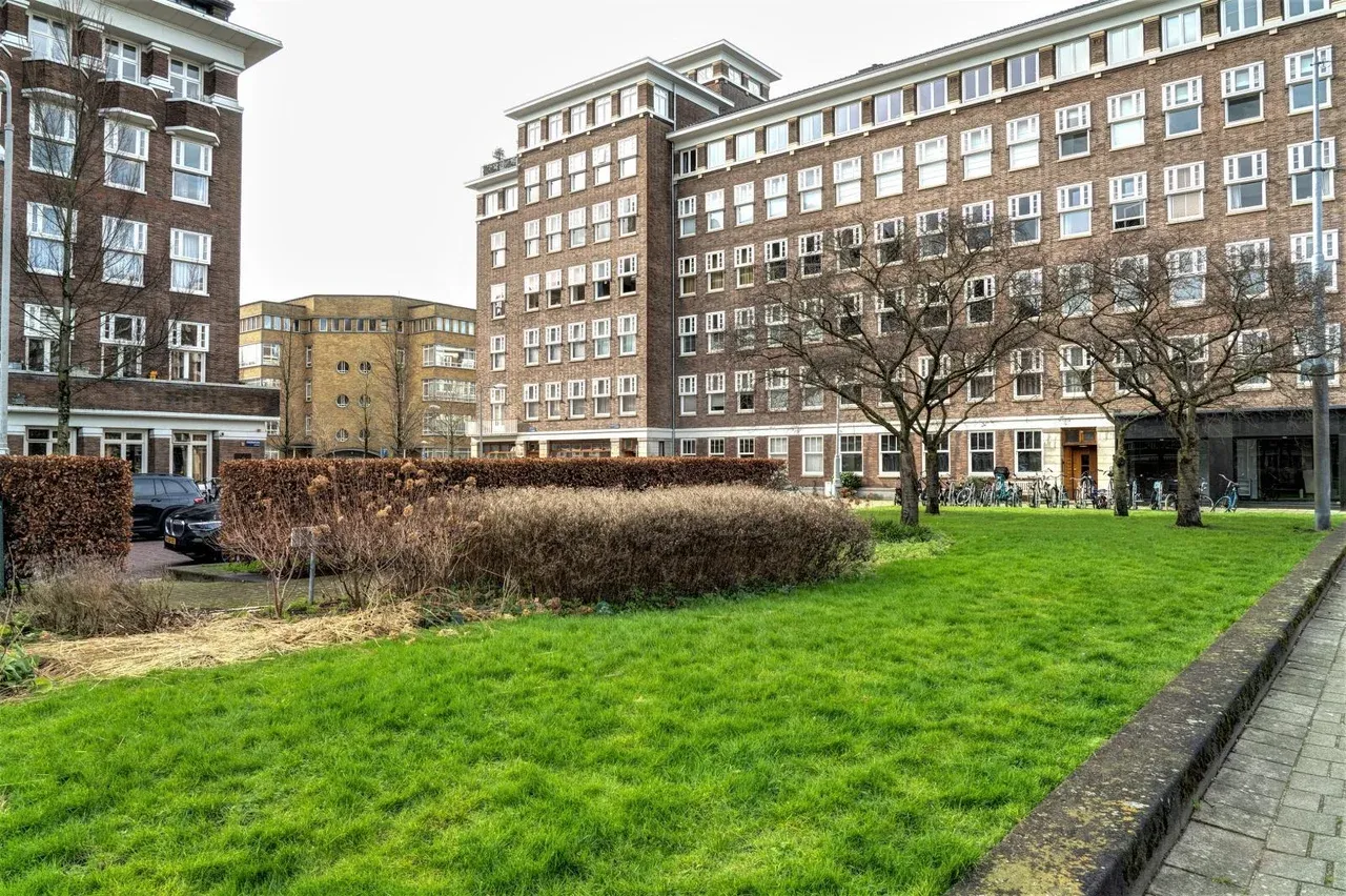 Appartement te huur: Minervaplein, Amsterdam