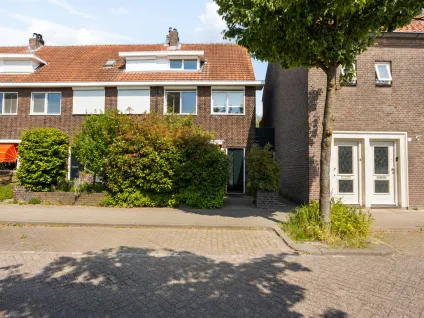 Hoekwoning te koop: Minister van Sonstraat 28, Theresia Midden Tilburg