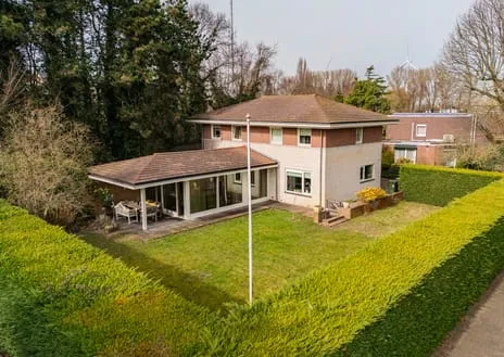 Hoekwoning te koop: Minister van Houtenlaan 26, Velserbeek Velsen-Zuid