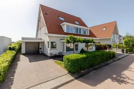 Twee-onder-één-kap te koop: Minstreellaan 22, Verspreide huizen in het Oosten Oostvoorne