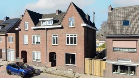 Twee-onder-één-kap te koop: Mirbachstraat 15, Eygelshoven-Kom Eygelshoven