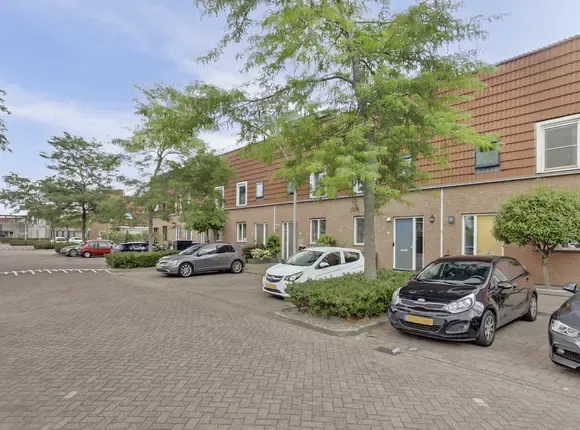 Tussenwoning te koop: Mispelgaarde 14, Hendrik-Ido-Ambacht