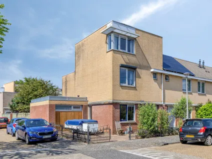 Corner house for sale: Mistral 42, Derde woonwijk Zeewolde