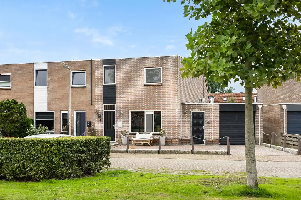 Hoekwoning te koop: Mockemastate 19, Leeuwarden