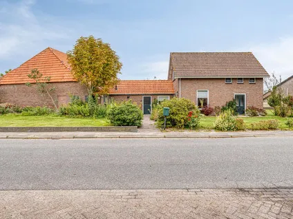 Vrijstaande woning te koop: Moerstraatseweg 74, Moerstraten Moerstraten