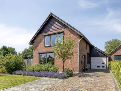 Vrijstaande woning te koop: Moerstraatseweg 75, Moerstraten Moerstraten
