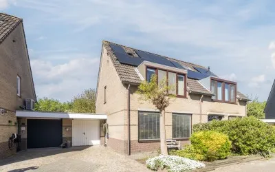 Tussenwoning te koop: Mokkabruin 23, Rokkeveen-Oost Zoetermeer
