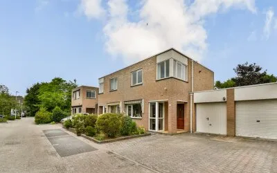 Tussenwoning te koop: Molen 't Hert 24, Rhoon Noord Rhoon