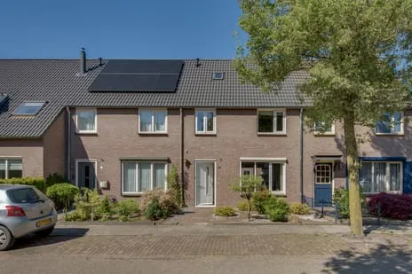Tussenwoning te koop: Molenacker 19, Diessen Diessen