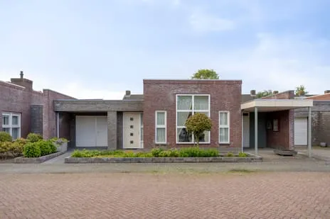 Tussenwoning te koop: Molenakkers 4, Bladel Heeleind Bladel