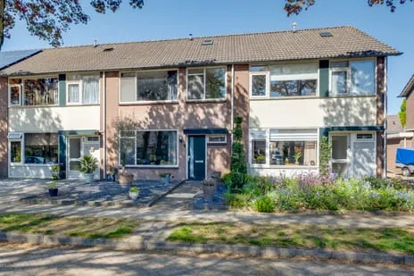 Tussenwoning te koop: Molenbeek 42, Laren Laren (Ge)