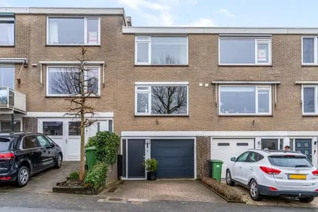Tussenwoning te koop: Molenberg 41, Molenberg Rhenen
