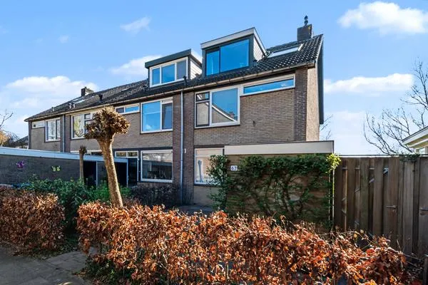 Hoekwoning te koop: Molenberg 63, Molenberg Rhenen