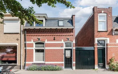 Hoekwoning te koop: Molenbochtstraat 79, Besterd Tilburg