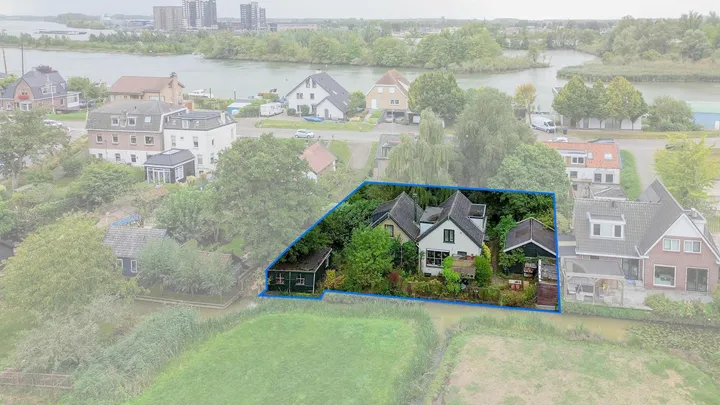 Vrijstaande woning te koop: Molendijk 24, Lekdijk Krimpen Aan De Lek