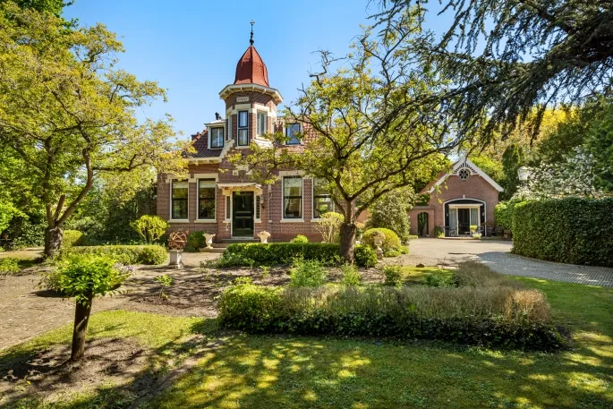 Vrijstaande woning te koop: Molendijk 49, Klaaswaal Woonkern Klaaswaal