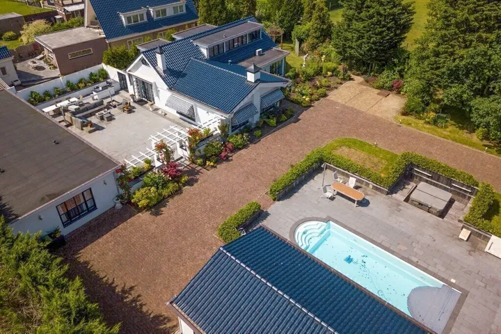 Vrijstaande woning te koop: Molendijk 6, Oostvoorne