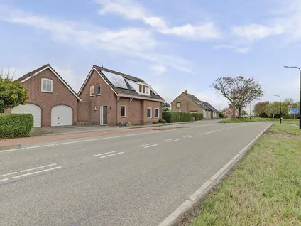 Vrijstaande woning te koop: Molendijk 66, Buitengebied 's-Heerenhoek 'S-Heerenhoek