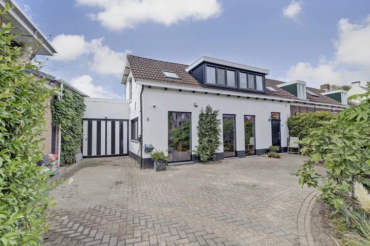 Twee-onder-één-kap te koop: Molendijk 8'S-HEERENHOEK, Kern 's-Heerenhoek 'S-Heerenhoek