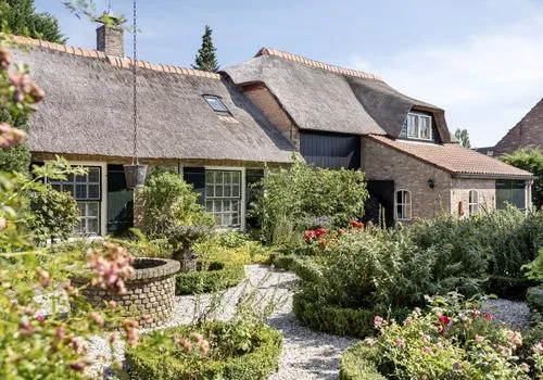Vrijstaande woning te koop: Moleneindsestraat 8, Hoeven Hoeven