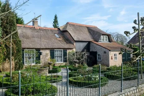 Vrijstaande woning te koop: Moleneindsestraat 8, Hoeven Hoeven