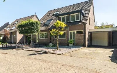Tussenwoning te koop: Molengang 9, Molenbuurt Oosterhout