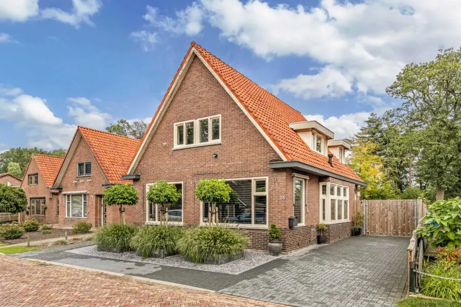 Vrijstaande woning te koop: Molenhoek 26, Oldeberkoop
