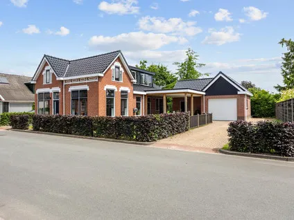 Vrijstaande woning te koop: Molenlaan 1, Siddeburen Siddeburen