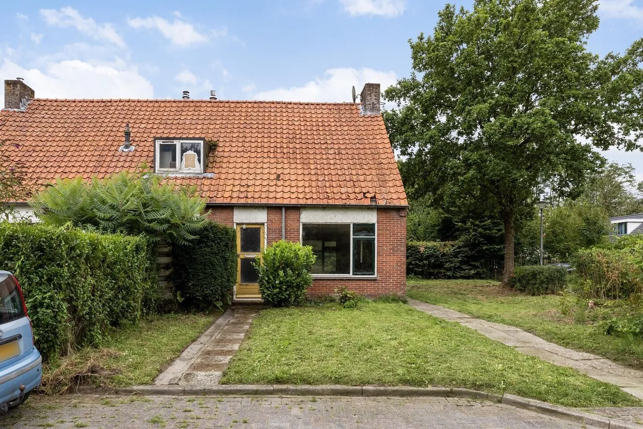 Twee-onder-één-kap te koop: Molenlaan 7, Nieuw Beerta