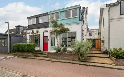 Tussenwoning te koop: Molenlaan 8, Verbindingslaan Bussum