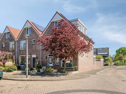 Hoekwoning te koop: Molenrak 2, Eerste woonwijk Zeewolde