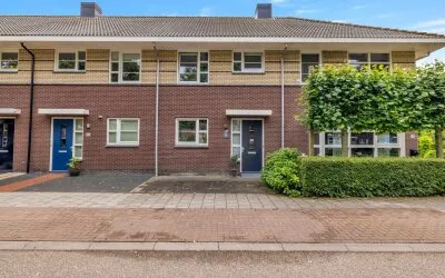 Terraced house for sale: Molensingel 18, Wieringerwaard (woonkern) Wieringerwaard