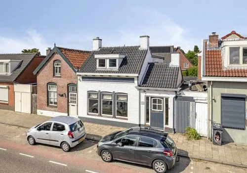 Terraced house for sale: Molenstraat 28, Oudenbosch-Centrum Oudenbosch