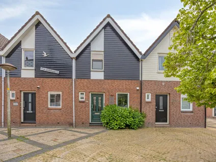 Tussenwoning te koop: Molenstraat 4, Oostsloot Den Helder