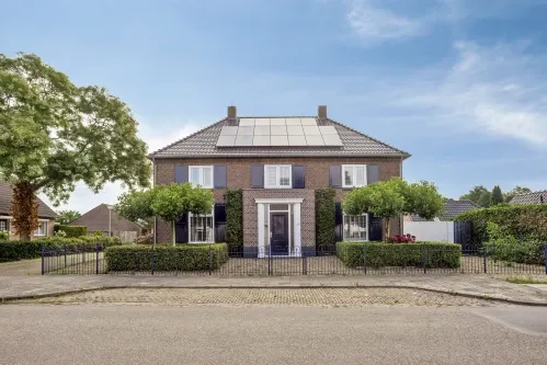 Vrijstaande woning te koop: Molenstraat 42, Kern Boven-Leeuwen Boven-Leeuwen