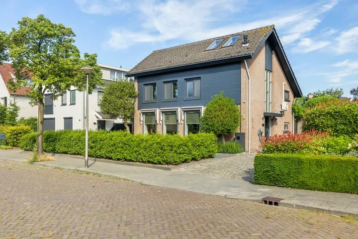 Detached house for sale: Molenstraat 44, Ulvenhout Ulvenhout (Gem. Breda)