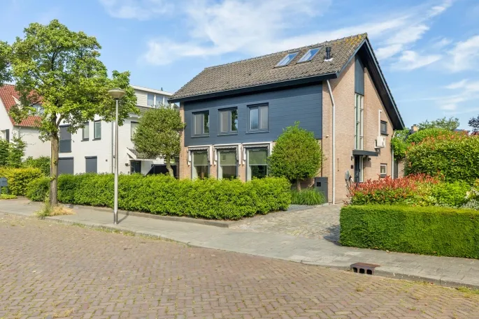 Detached house for sale: Molenstraat 44, Ulvenhout Ulvenhout