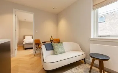 Studio te huur: Molenstraat 5D, Kortenbos 'S-Gravenhage