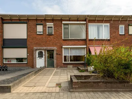 Tussenwoning te koop: Molenstraat 67, Ossendrecht Ossendrecht