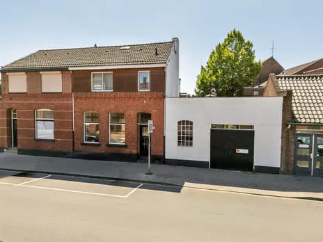 Tussenwoning te koop: Molenstraat 8, Craneveld Venlo