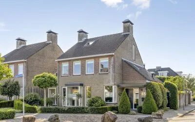 Twee-onder-één-kap te koop: Molenstraat 85, Hoge Akkers Valkenswaard