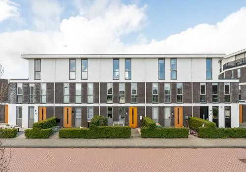 Tussenwoning te koop: Molenvang 6, Zeewolde