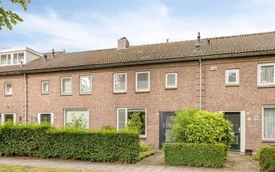 Tussenwoning te koop: Molenvenseweg 18, Taalstraat en omgeving Vught