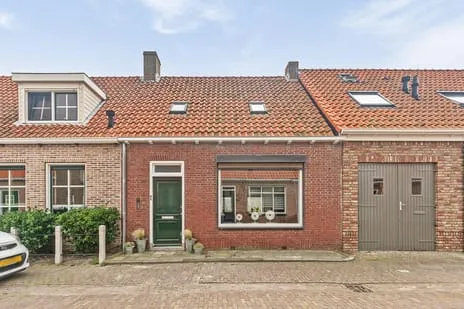 Terraced house for sale: Molenweg 10, Westkapelle Westkapelle