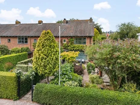 Hoekwoning te koop: Molenweg 41, Laren-Centrum Laren (Nh)