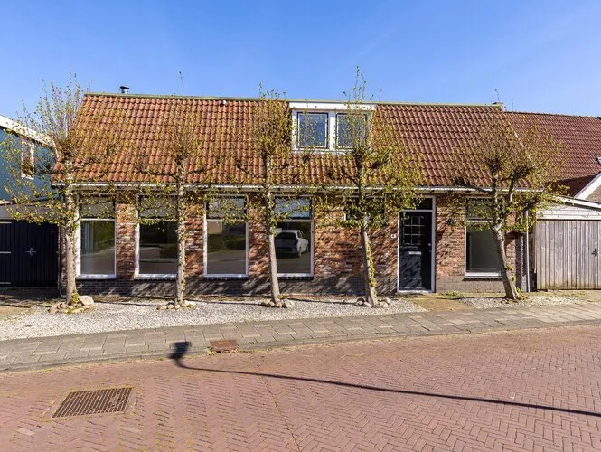 Vrijstaande woning te koop: Molenweg 6, Joure, Centrum Joure