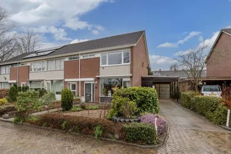 Hoekwoning te koop: Molenweg 65, Surhuisterveen Surhuisterveen
