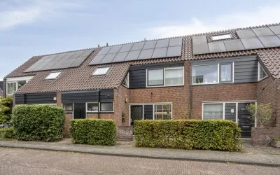 Tussenwoning te koop: Molenweide 42, Molendijk Castricum