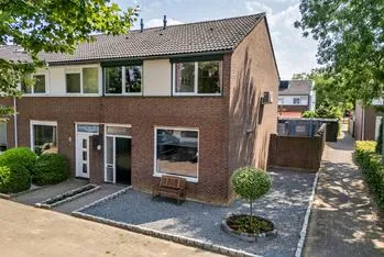 Hoekwoning te koop: Molièrelaan 15, Vossener-Centrum Venlo
