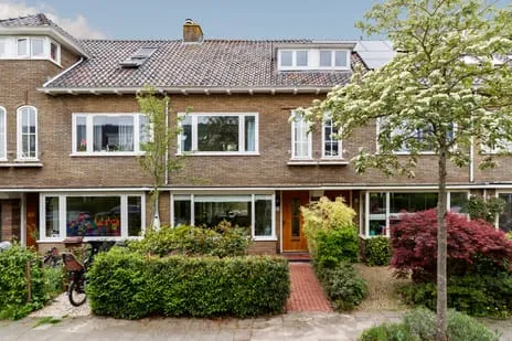Tussenwoning te koop: Molièrelaan 21, Oog in Al Utrecht